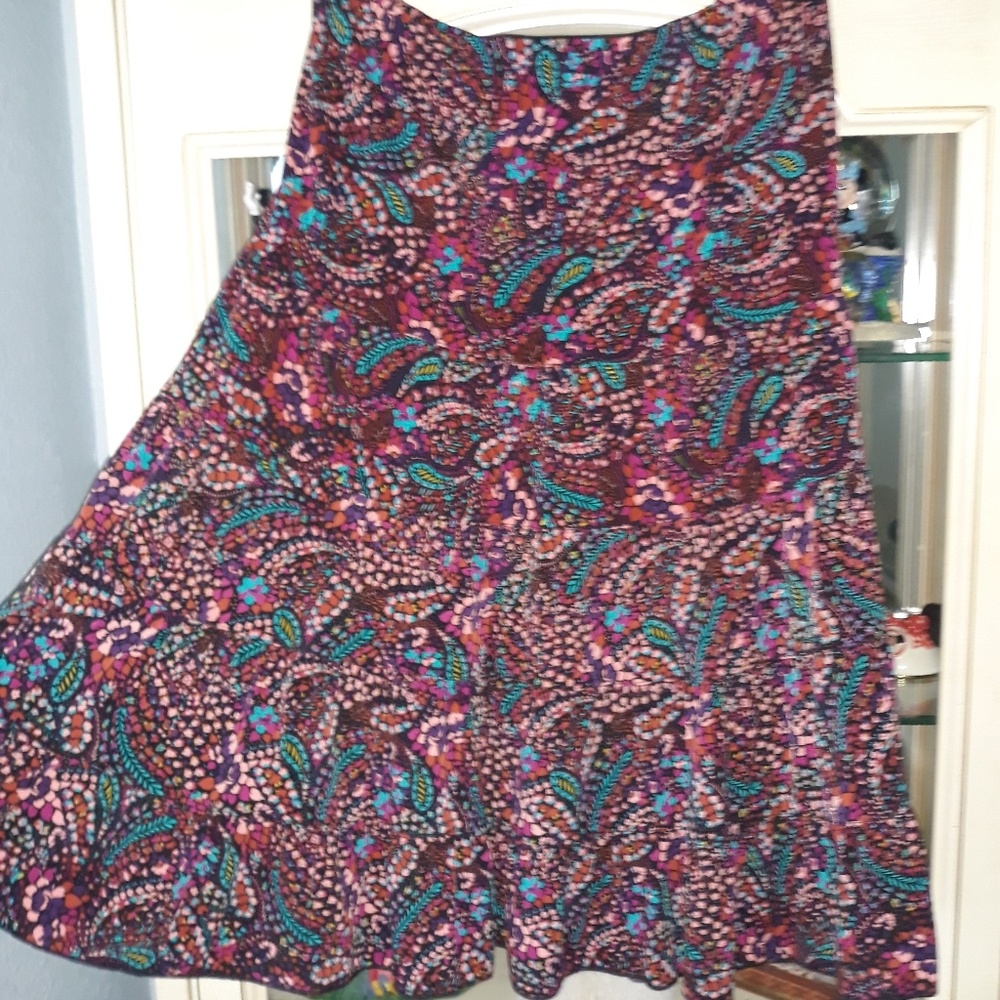 Parallel XL Ladies matching top and skirt